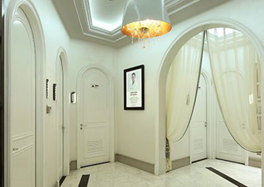 ?？诩t妝尚醫(yī)學(xué)美容門診部醫(yī)師部