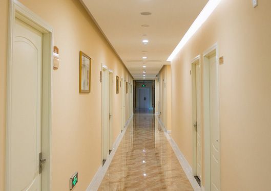 寧波雅韓寧悅醫(yī)療美容門診部走廊