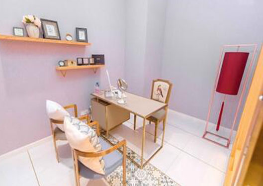 洛陽愛尚醫(yī)療美容門診部咨詢室