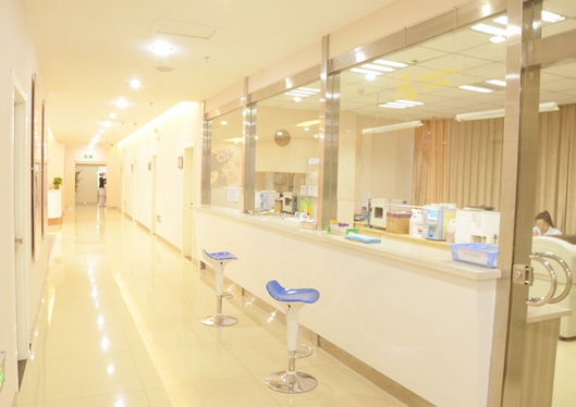 新疆烏魯木齊大西北醫(yī)學美容醫(yī)院檢測評估中心