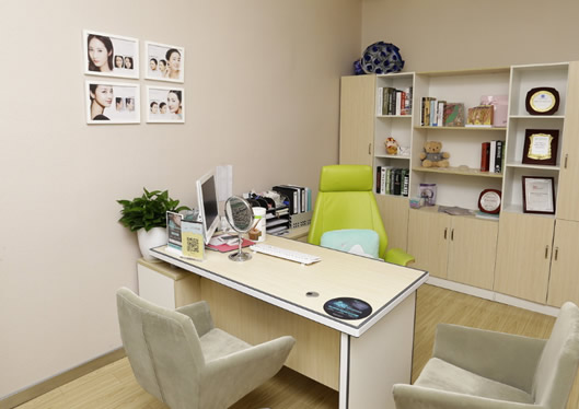 美學(xué)咨詢室