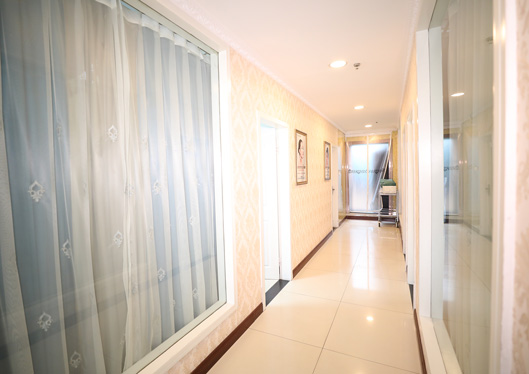 成都艾米麗治療室走廊