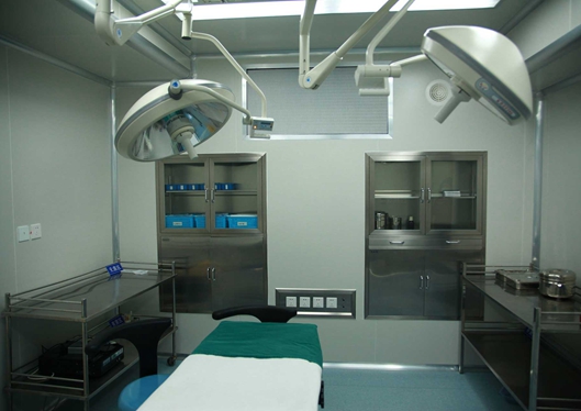 鞍山燕麗美容醫(yī)院手術(shù)室