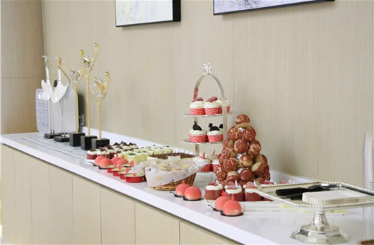 醫(yī)院甜品臺(tái)