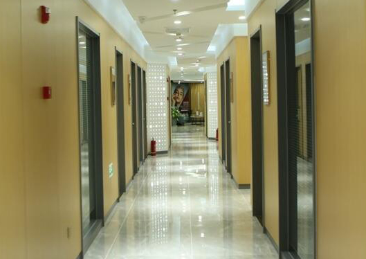 蘭州皙妍麗醫(yī)療美容診所走廊