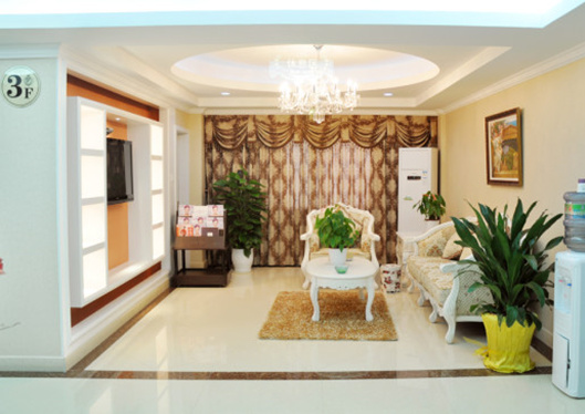 醫(yī)院等候區(qū)