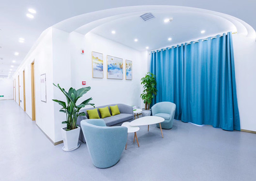 武漢艾美整形醫(yī)院休息區(qū)