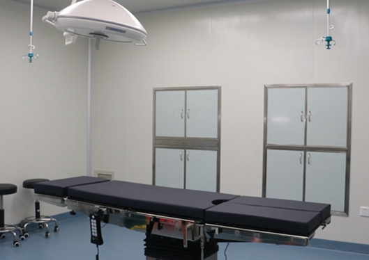 婁底愛思特醫(yī)療美容醫(yī)院手術室