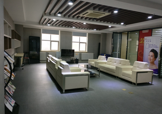 天津南開歐菲整形美容醫(yī)院三樓休息大廳