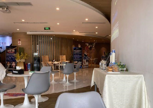 成都素美醫(yī)療美容醫(yī)院候診區(qū)