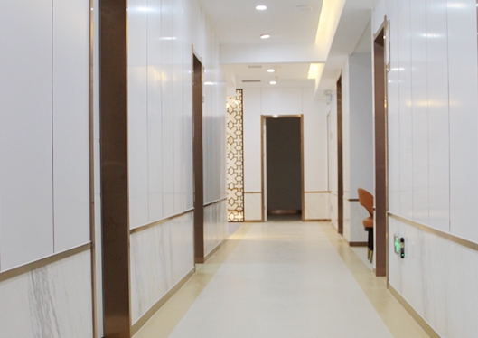 沈陽沈河騰采醫(yī)療美容門診部走廊