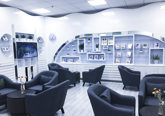 武漢華中科技大學(xué)同濟醫(yī)學(xué)院醫(yī)療美容醫(yī)院休息區(qū)