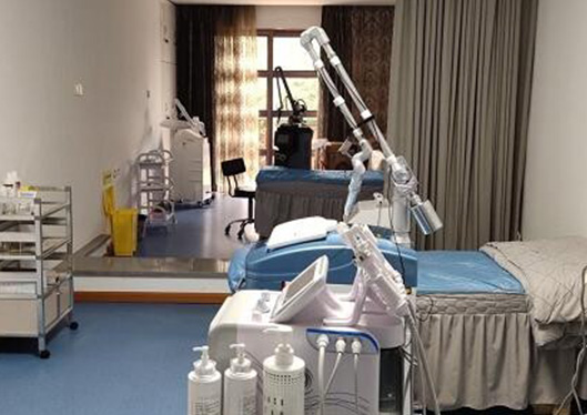 長沙卓而美醫(yī)療美容醫(yī)院手術(shù)室