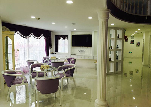 西寧夏都醫(yī)院休息區(qū)